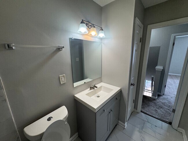 Building Photo - 3546 Christine Rd