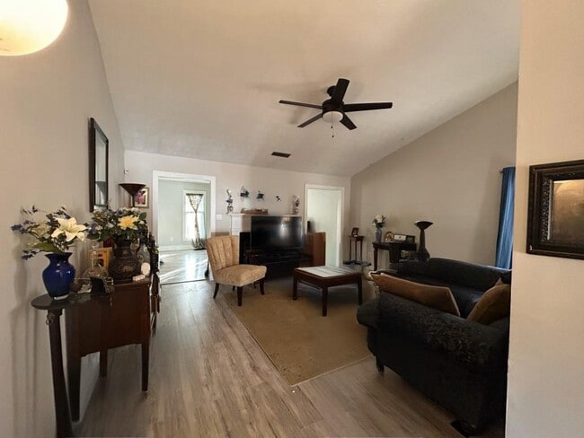 Living room - 6031 Ambassador Dr