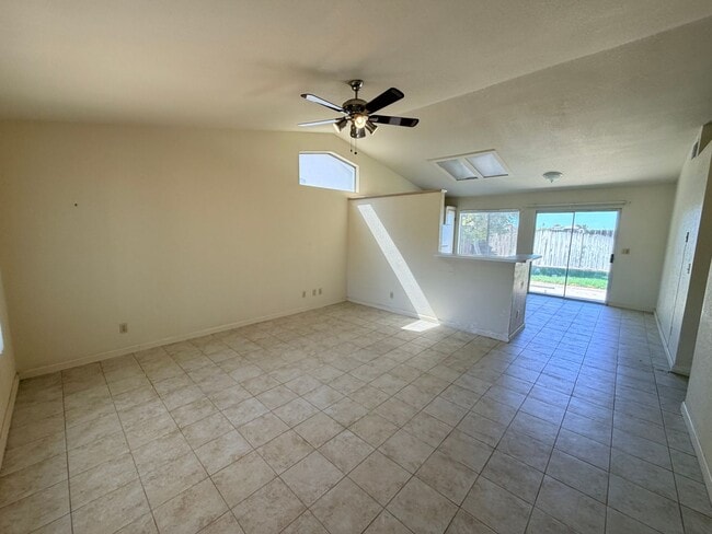 Building Photo - 1436 Pintail Cir