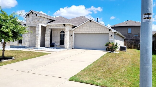 Building Photo - 1967 Mexia Dr