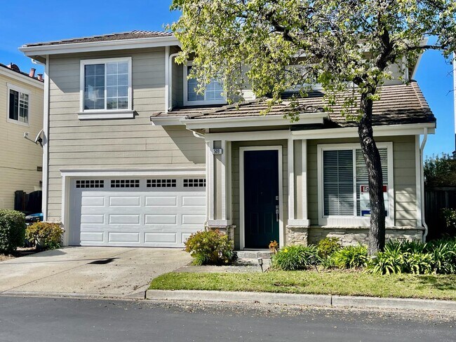 Building Photo - 509 Breakwater Dr