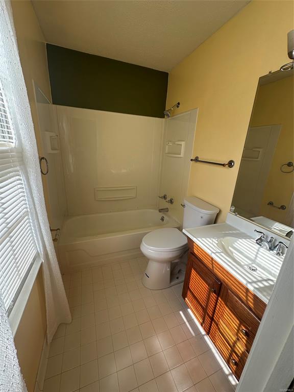 Building Photo - 743 Leicester Dr