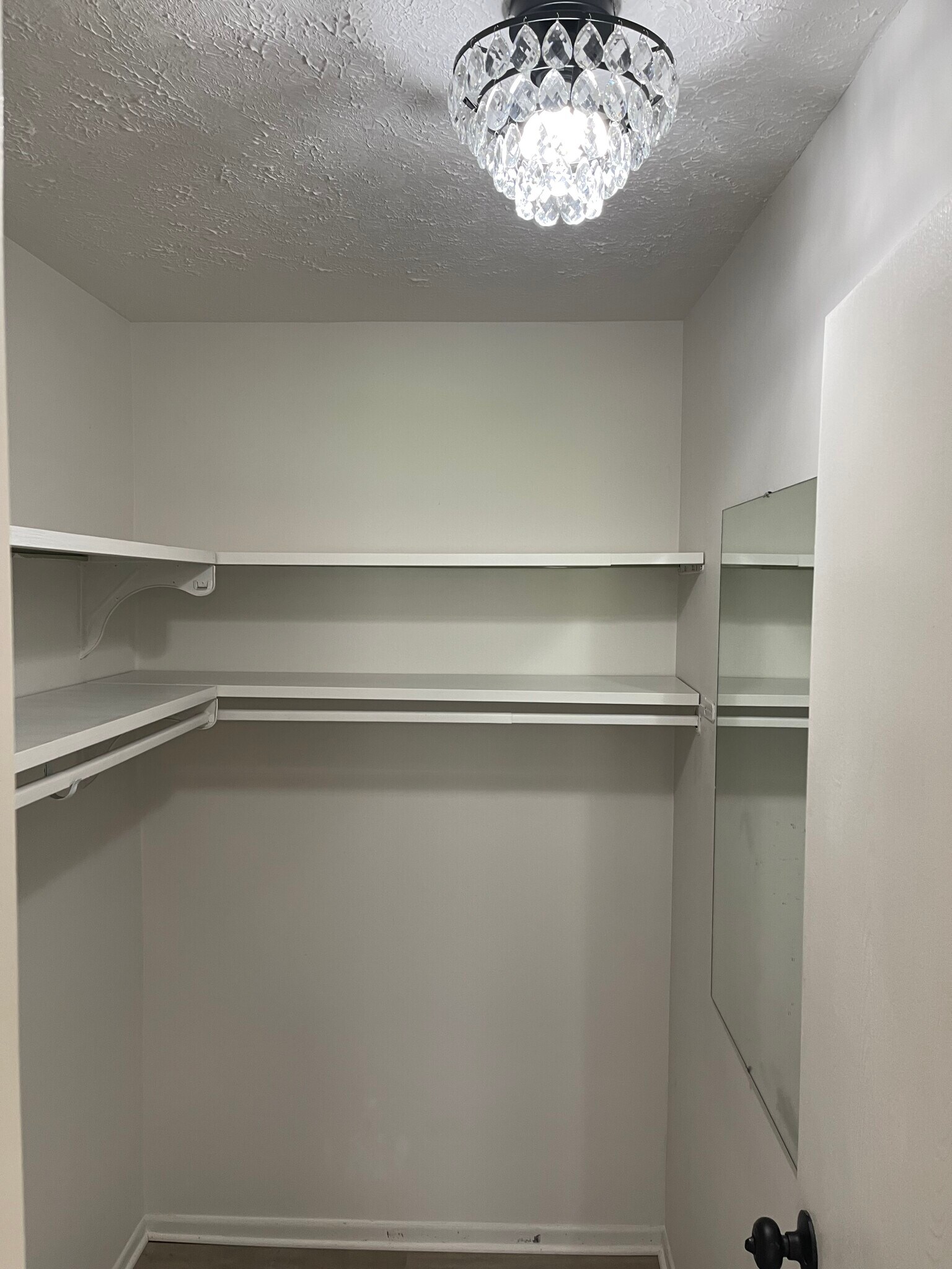 Master Walk-in closet - 7214 Creekview Dr