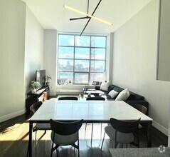 Building Photo - 360 Newbury St