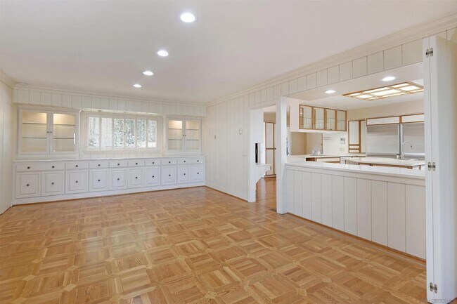 Building Photo - 3125 Qualtrough St