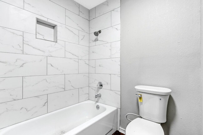 Building Photo - $1,000 Off first month.