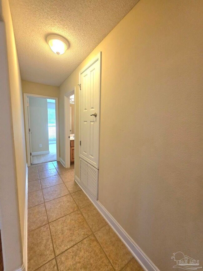 Building Photo - 6057 Paige Pointe Dr