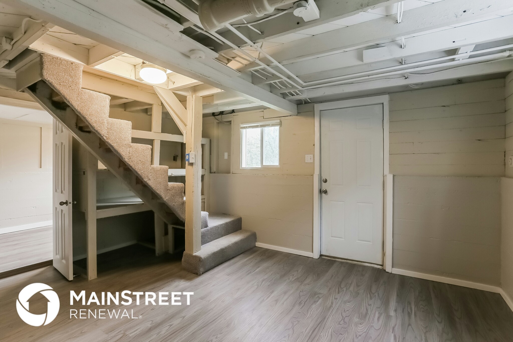 Building Photo - 966 Retsil Rd E