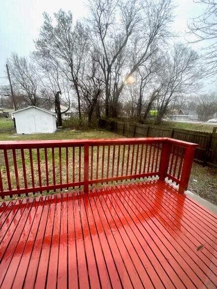 Deck and Shed - 2707 W Elm St