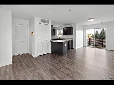 Building Photo - 2928 Prince Hall Dr