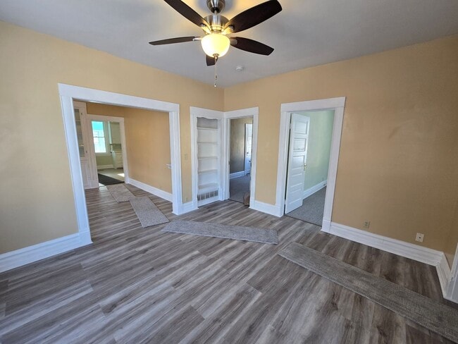 Building Photo - Gerald Johnson