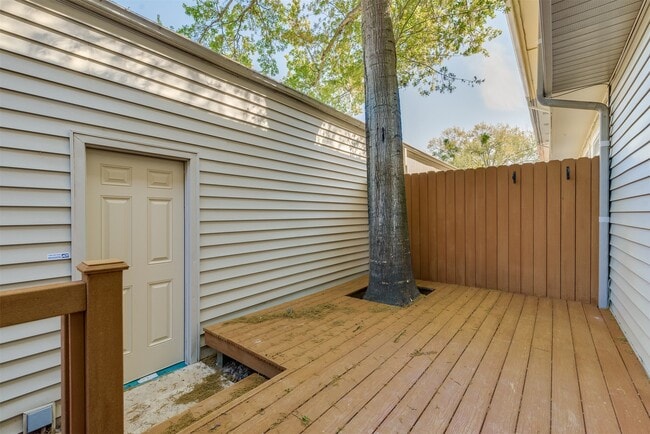 Building Photo - 15169 Kimberley Ct