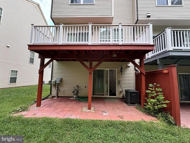 Building Photo - 22410 Glenbow Way
