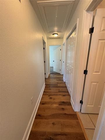 Building Photo - 932 Davis Ave