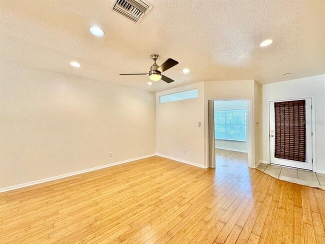 Building Photo - 12381 Foxmoor Peak Dr