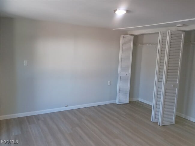 Building Photo - 5577 Meadowlark Ln