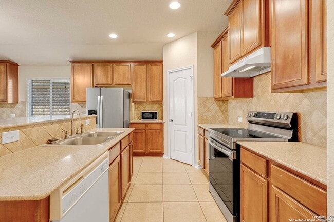 Building Photo - 3511 Bennington Way