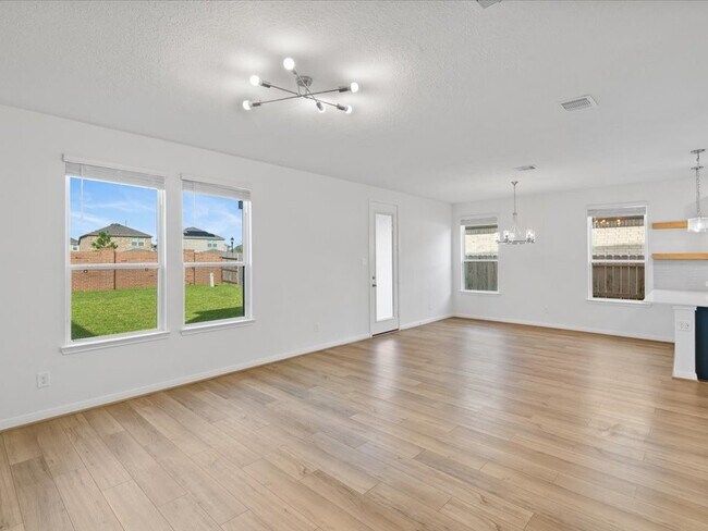 Building Photo - 8218 Leisure Pt Dr