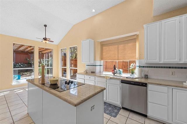 Building Photo - 1080 Winding Creek W Dr