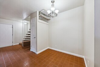 Building Photo - 1205 Autrey St