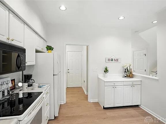 Building Photo - 8576 Timber Park Dr