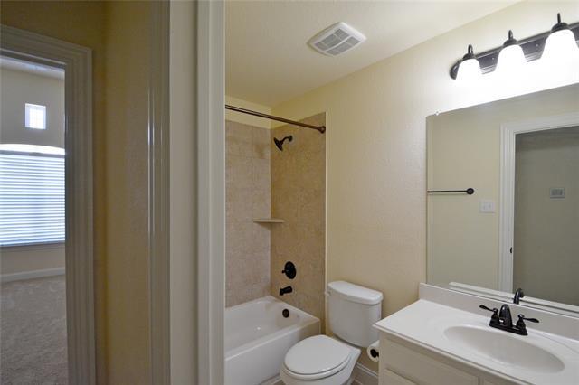 Building Photo - 1031 River Rock Way