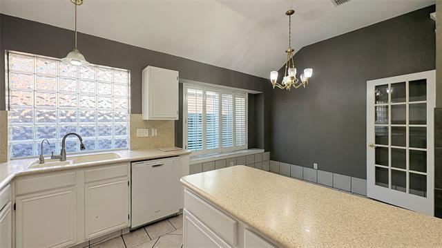 Building Photo - 1164 Pleasant Oaks Dr