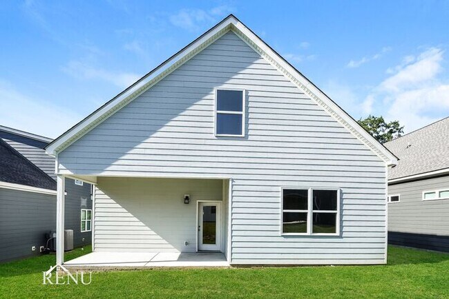 Building Photo - 5353 Lynnland Terrace