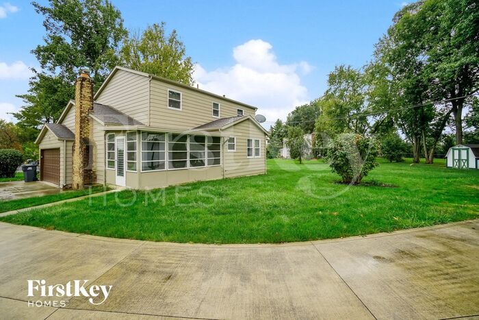 Building Photo - 116 Westview Dr