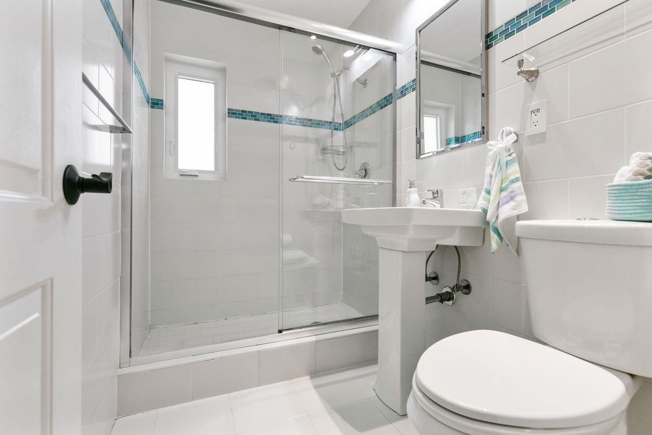 Building Photo - 1900 N Victoria Park Rd