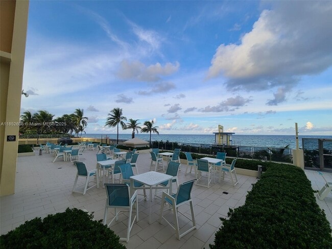 Building Photo - 2501 S Ocean Dr