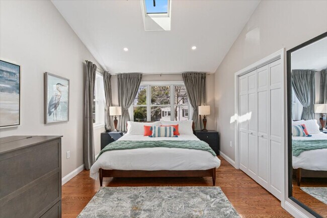 Building Photo - 17 Cedar Terrace