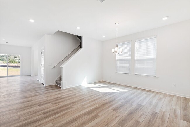 Building Photo - Rolesville Gem: Elegant 5-Bedroom Home wit...