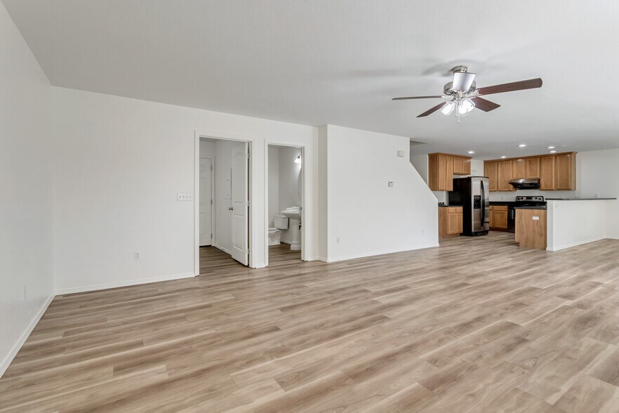 Building Photo - 2867 W 400 S