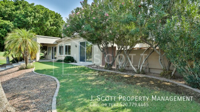 Building Photo - 836 W Aloe Pl