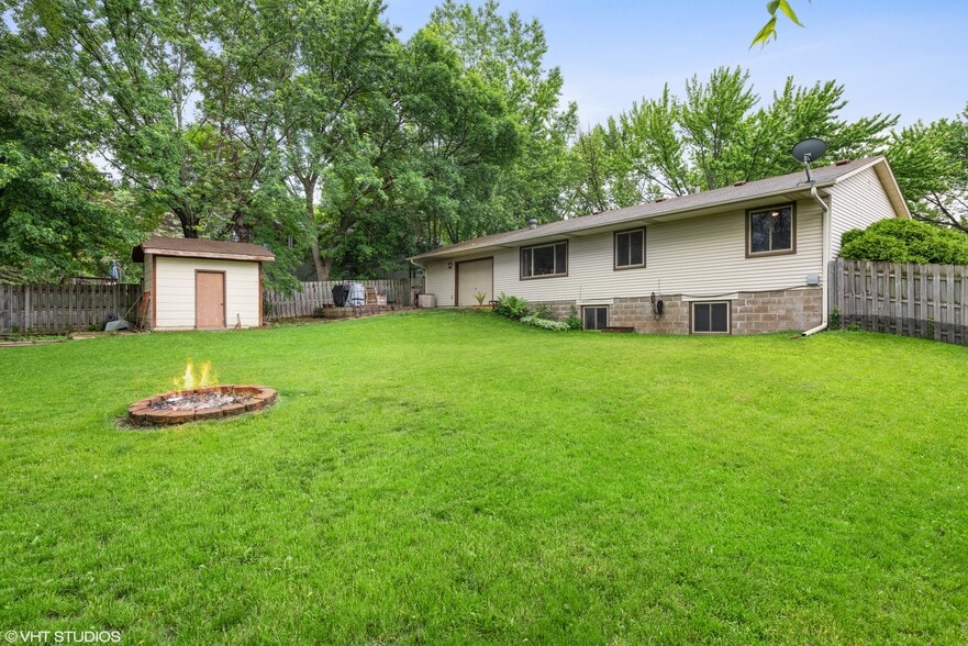 Building Photo - 8344 69th St S