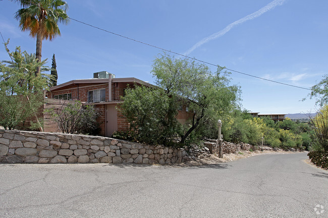 Primary Photo - Catalina Foothills Lodge Apartments