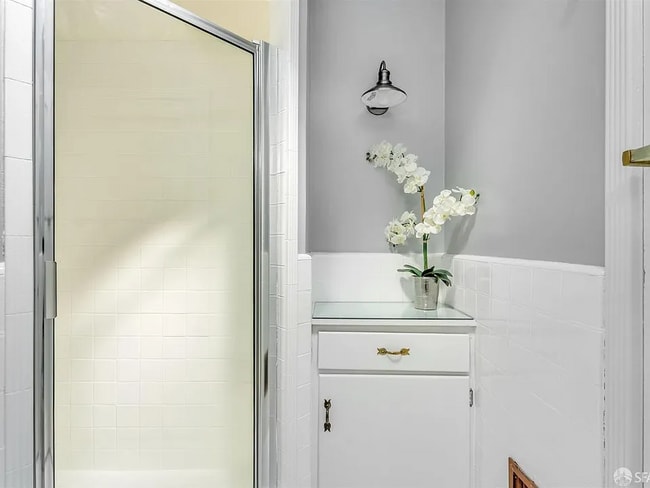 Building Photo - 38 Fredson Ct