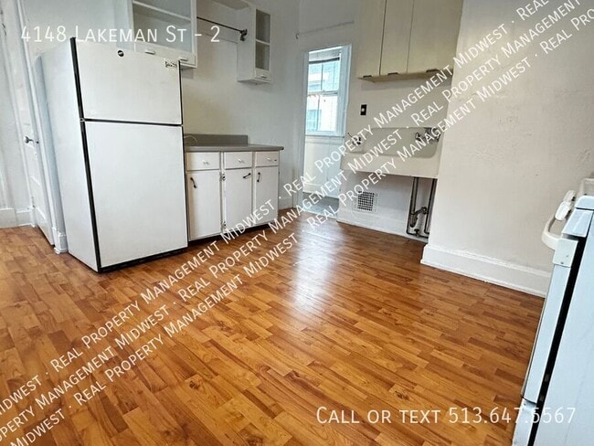 Building Photo - 4148 Lakeman St