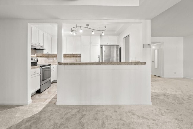 Building Photo - 5148 Cribari Pl