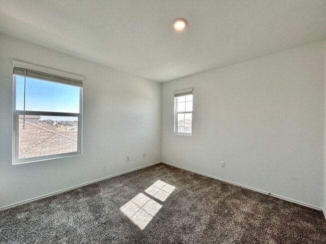 Building Photo - Spacious 4/BR 2.5/BA Two-Level Home with 3-Car Garage & Covered Deck