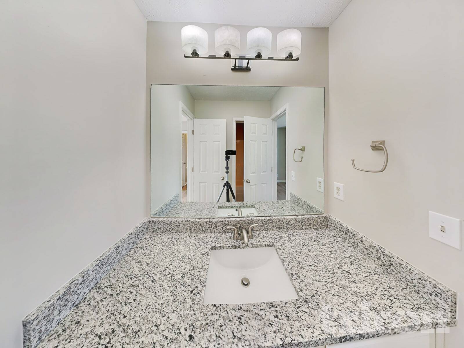 Building Photo - 3336 Cain Harbor Dr