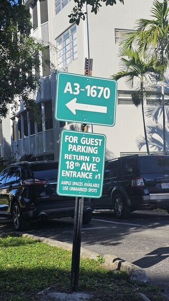 Building Photo - 1670 NE 191st St