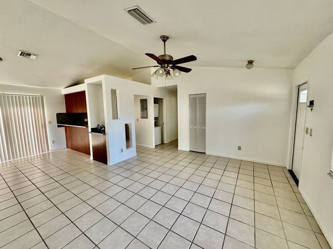 Building Photo - 3220 N 73rd Ter