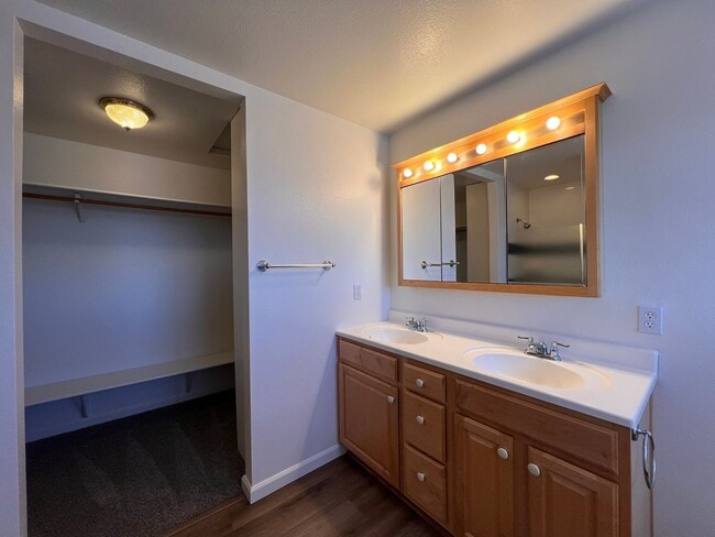 Building Photo - 3-bedroom Home in Desert Lakes Subdivision, Fernley