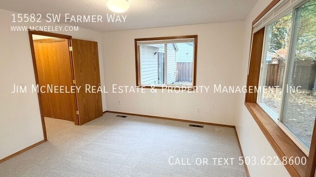 Building Photo - 15582 SW Farmer Way
