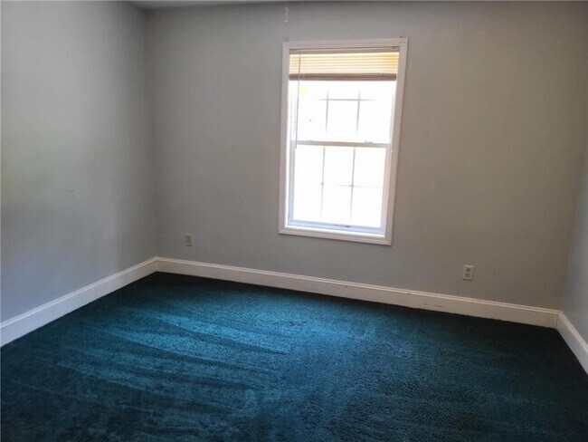 Building Photo - 3873 King Edward Trail SW