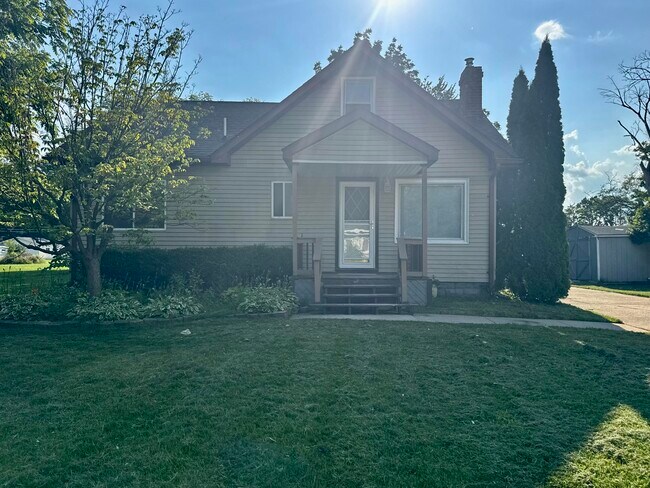 Primary Photo - 1893 Emily Ct