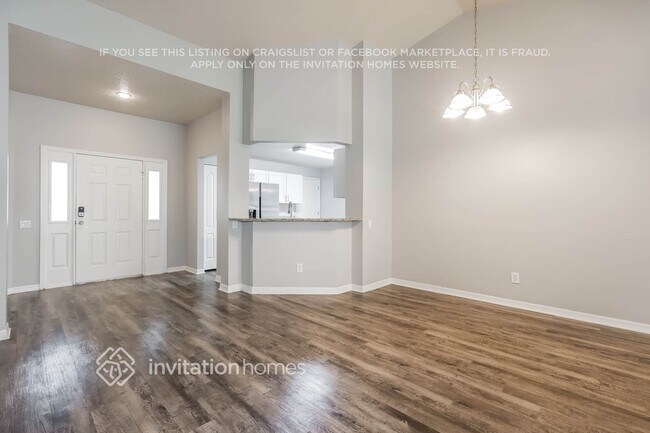 Building Photo - 4715 Rockingchair Dr
