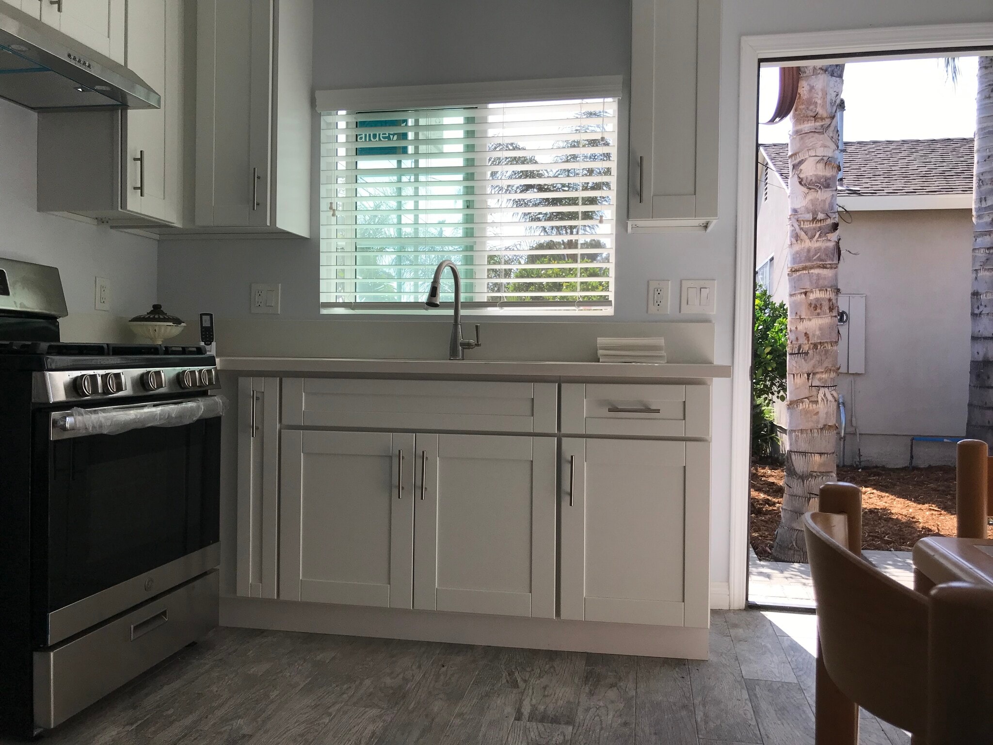 Kitchen - 438 Sycamore Ave